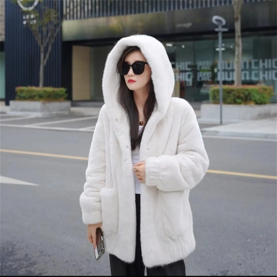 Naisten Mink Bomber -takki